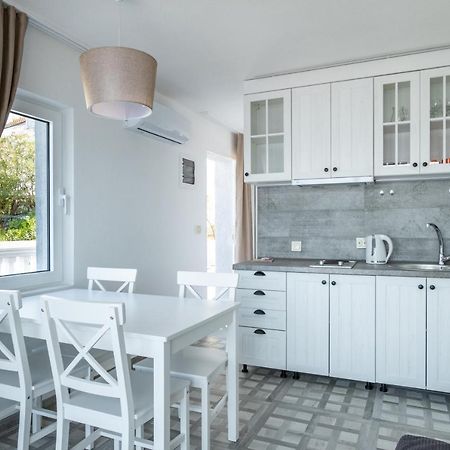 Boka 2 Apartamento Krasići Exterior foto