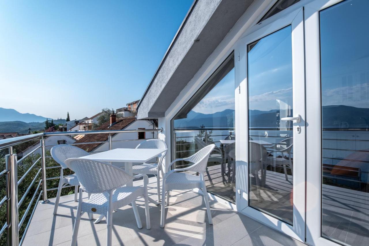 Boka 2 Apartamento Krasići Exterior foto