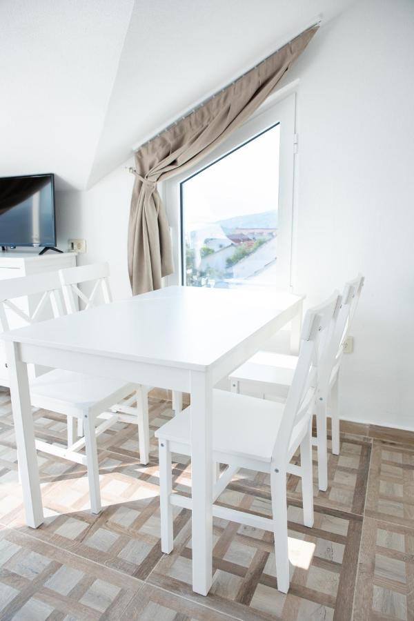 Boka 2 Apartamento Krasići Exterior foto