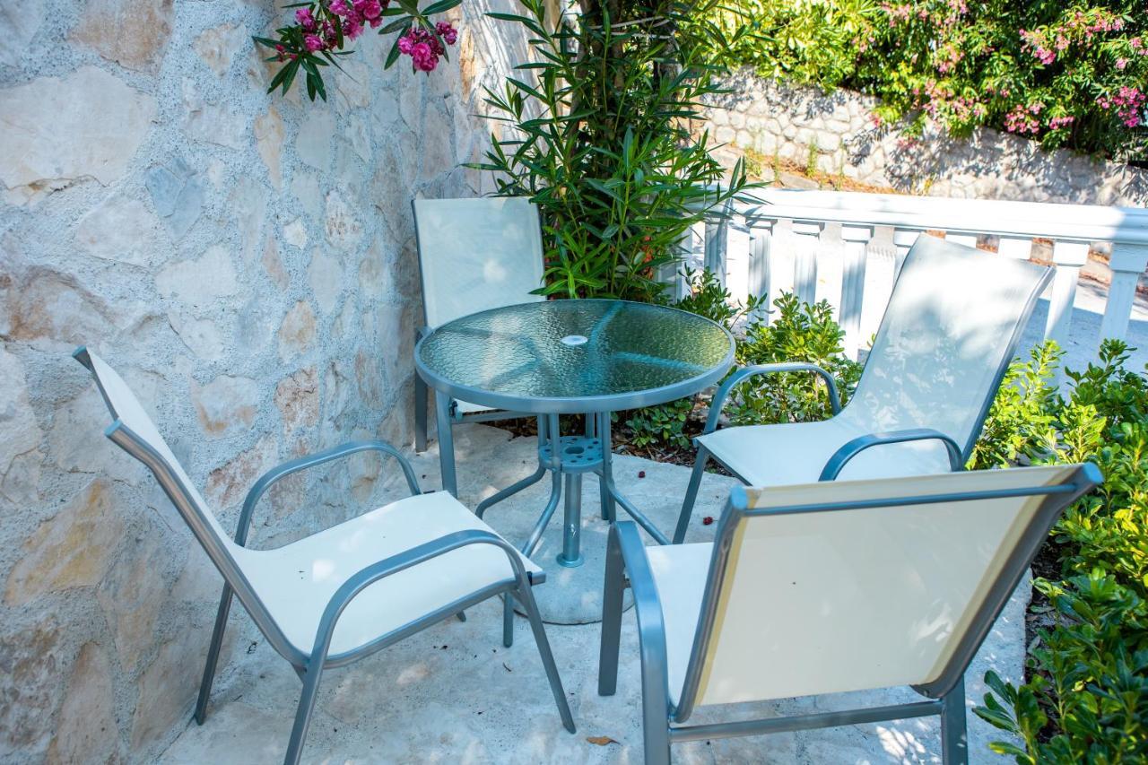 Boka 2 Apartamento Krasići Exterior foto
