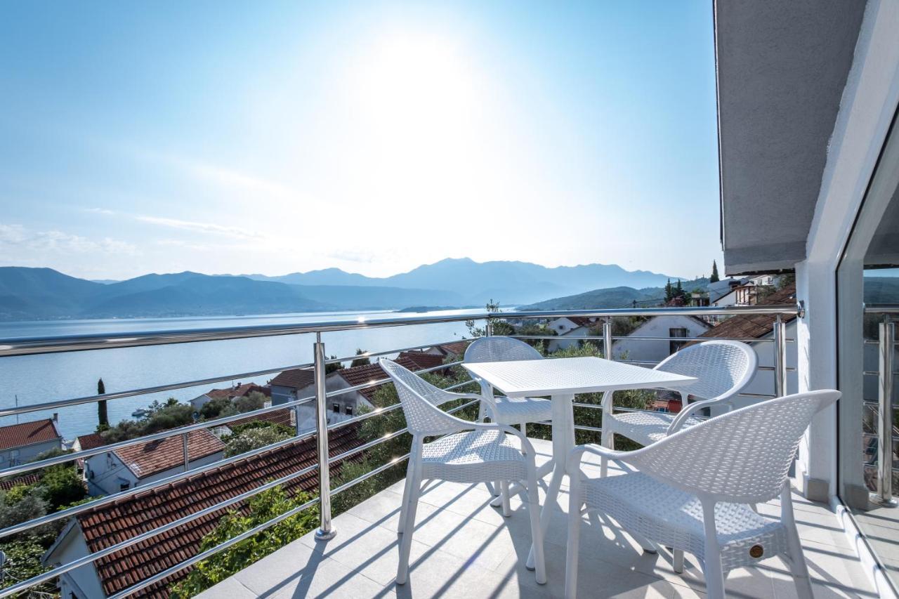 Boka 2 Apartamento Krasići Exterior foto
