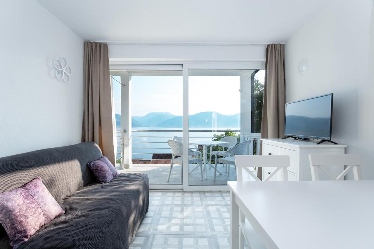 Boka 2 Apartamento Krasići Exterior foto